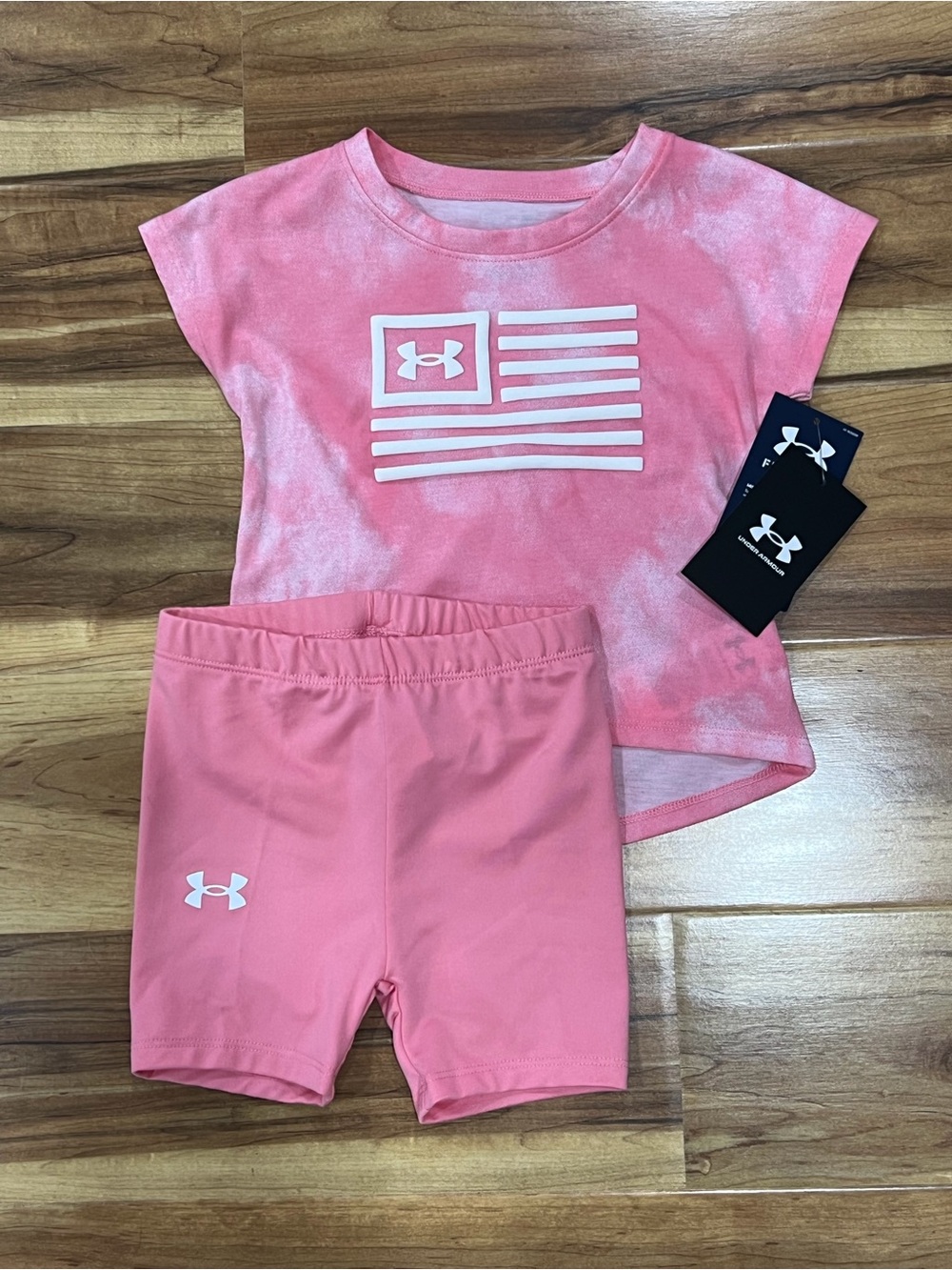Under Armour Girls 4T Freedom Shorts Set, New